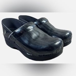 Dansko Metallic Mini Dot Pattern Gray Black Clogs Mules Size EU 36